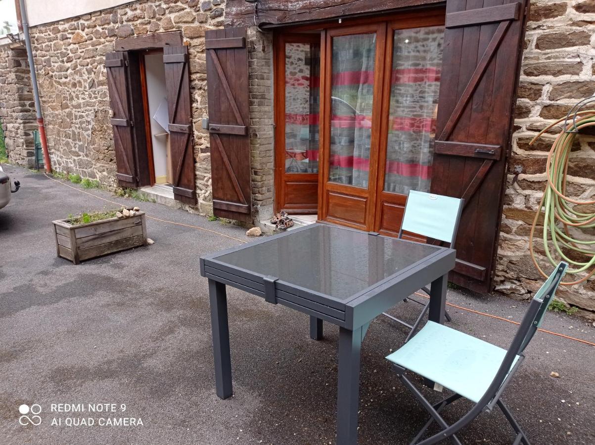 Les Gites Du Gauliat Espartignac Esterno foto